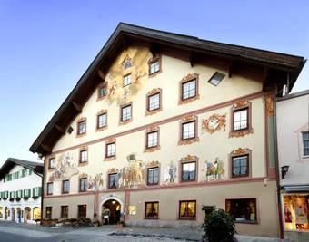 Post-hotel