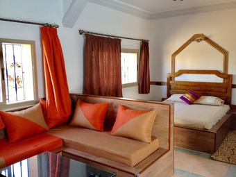Hostal Sandycamps