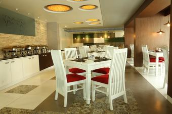 Hotel Amber Castle