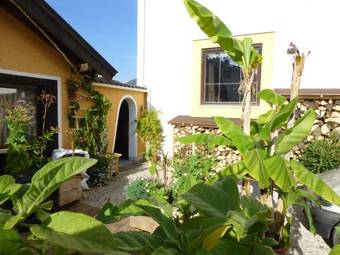 Hostal Casa Shania