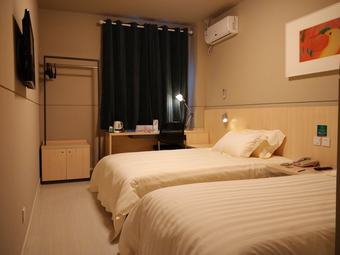 Hotel Jinjiang Inn Style Xinyang Dongfanghong Street Cultural Center