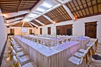 Mirah Hotel