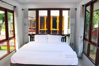 Hotel Baan Suan Siriwat