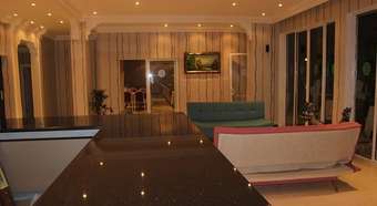 Tuana Hotel