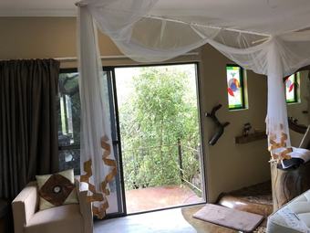 Posada Leopards Rock Bush Boutique