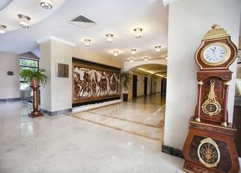 Chinar Hotel & Spa