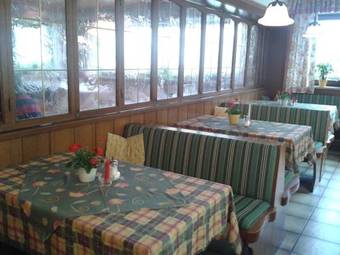 Hostal Gasthof Rose