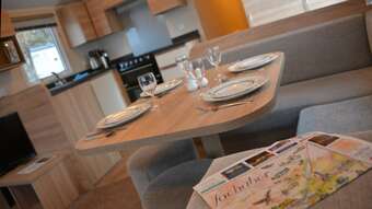 Linnhe Lochside Holidays