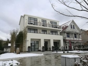Hotel Cozi Cottage