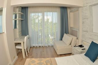 Kirtay Hotel