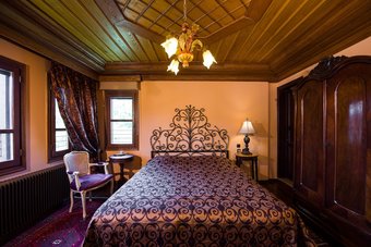 Kokkino Spiti Boutique Hotel