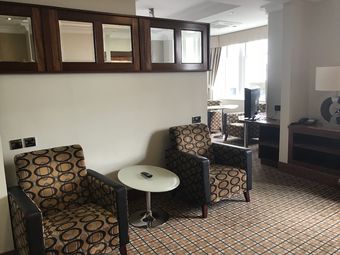 Pier Hotel