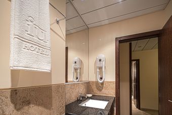 Iu Hotel Benguela