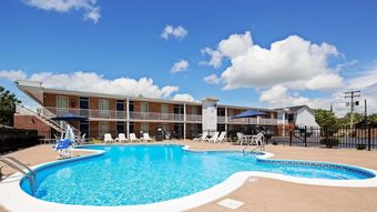 Surestay Hotel By Best Western Bardstown General Nelson