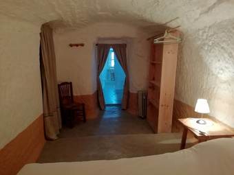 Cueva El Ermita�o