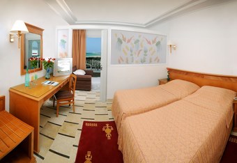 Hotel Le Soleil Bella Vista - Couple And Family Only