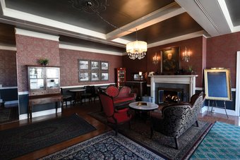 Hotel General Sutter Inn