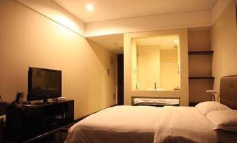 He Yue Hotel
