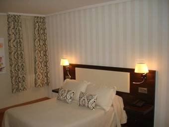 Hotel Triana