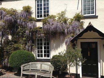 Kilbury Manor B&B