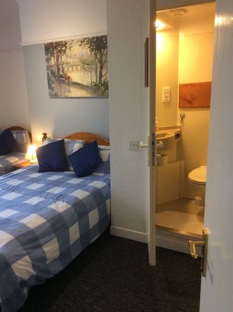 Bed & Breakfast Avon Side Guest House