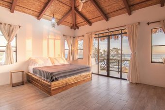 Hotel Costa Oeste