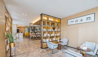 Atour Hotel Xinghu Nantong
