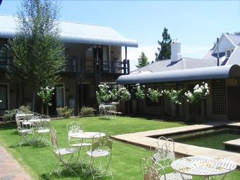 Hotel Shady Pines Guest House