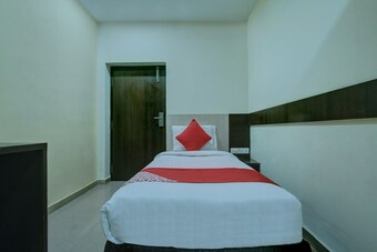 Oyo 5342 Motel Gajraj Continental- A Unit Of Gajraj Hotels Pvt Ltd
