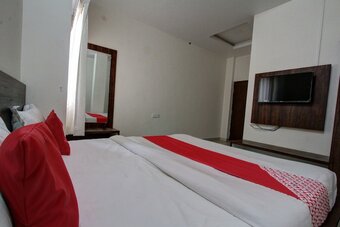 Hotel Spot On 29404 Kruthika Comforts