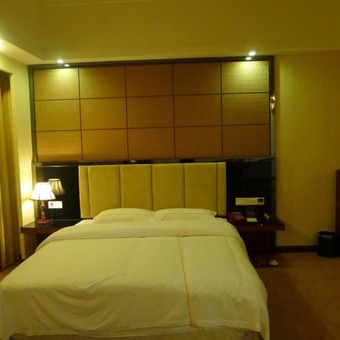 Junyue Hotel