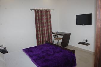 Hotel Surya