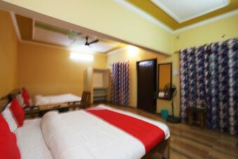 Oyo 43688 Hotel Surya
