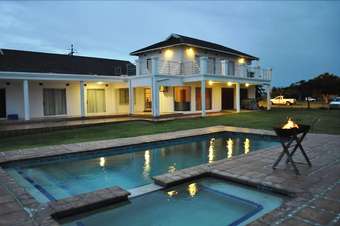 Hotel Seaxplore Lodge And Dive Center