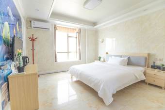 Shuangyuege Apartment