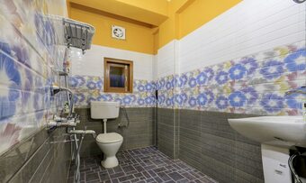Hotel Treebo Trend Rex Residency