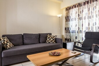 Centrally Located Apartment - Acropolis