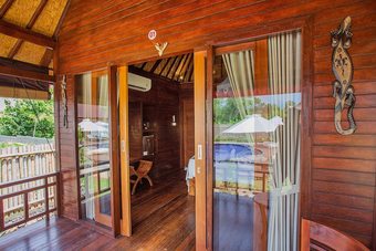 Bed & Breakfast Maharatu Villas