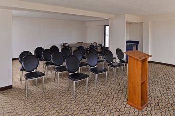 Hotel Quality Inn & Suites