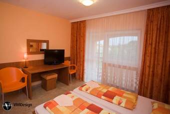 Hostal Penzion Tara