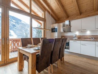 Quaint Chalet With Garden In Wald Im Pinzgau