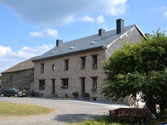 Agroturismo Comfy Farmhouse With Terrace, Garden, Courtyard, Barbecue