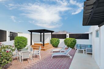 Ja Hatta Fort Hotel