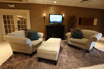 Hotel Ramada By Wyndham Midtown Grand Island