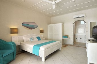 Astroea Beach Hotel
