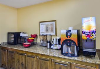 Hotel Americas Best Value Inn Wiggins