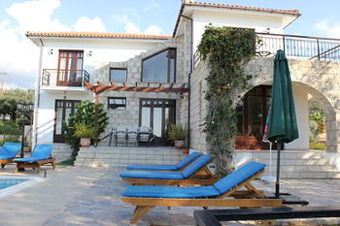 Knossos Villa