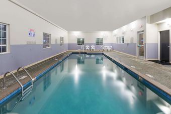 Hotel Microtel Inn & Suites By Wyndham Windham