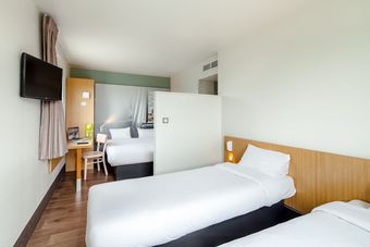 Hotel B&B H�tel Arras