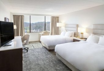 Doubletree By Hilton Hotel Charlottesville